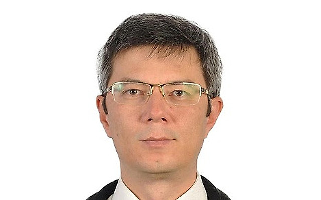 Халилов Рустам Эдуардович
