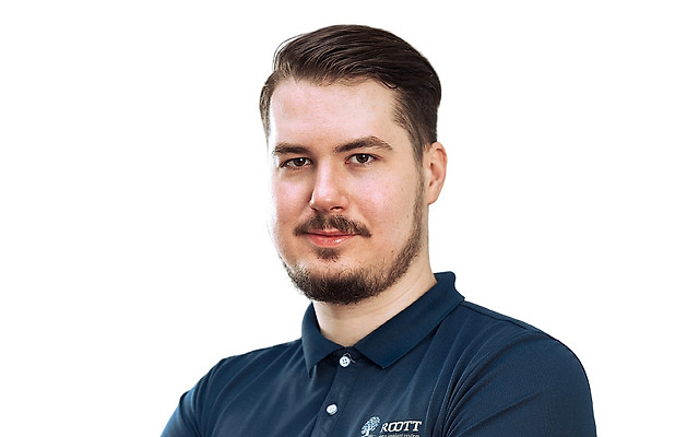 Покиров Денис Константнович