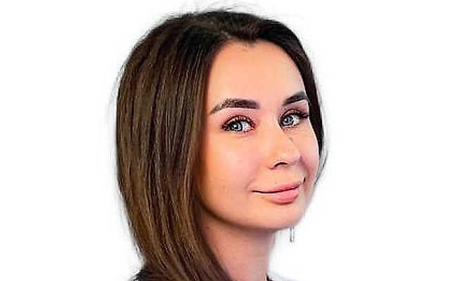 Медведева (Шмелева) Алина Игоревна