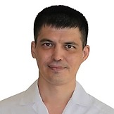 Янгиров Искандер Вазирович